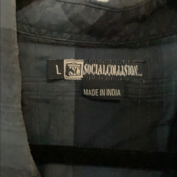 Flannel - Picture 2 of 4